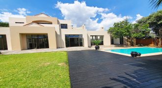 6 Bedroom Pet-friendly House for Rent: Dainfern Golf Estate