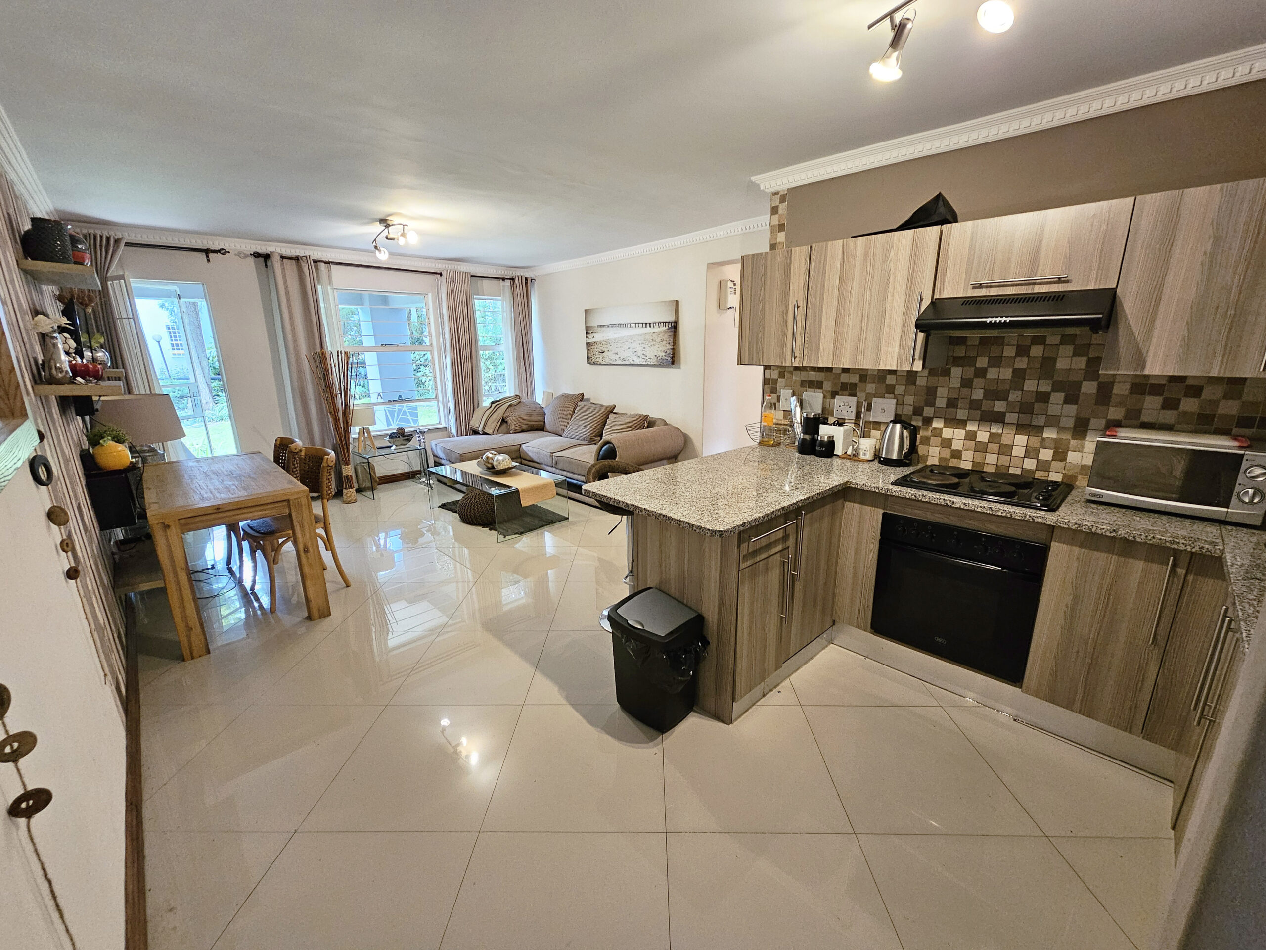 Fully Furnished 2 Bedroom Apartment for Rent: Morningside: Sandton Fully Furnished 2 Bedroom Apartment for Rent: Morningside: Sandton