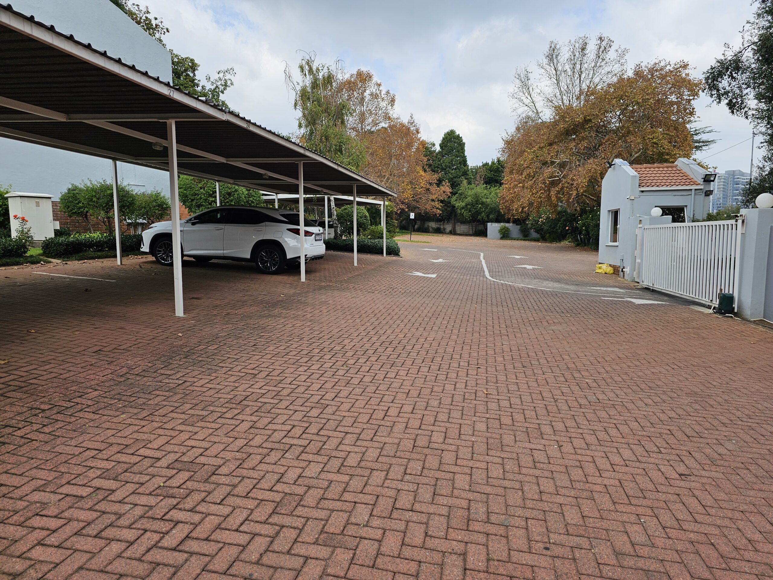 Fully Furnished 2 Bedroom Apartment for Rent: Morningside: Sandton Fully Furnished 2 Bedroom Apartment for Rent: Morningside: Sandton