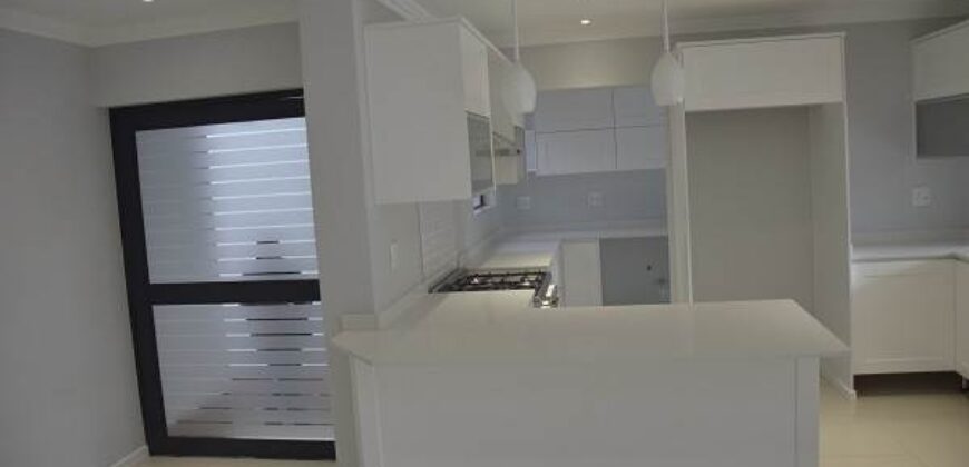 3 Bedroom Townhouse for Sale in Paulshof: Sandton