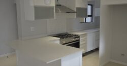 3 Bedroom Townhouse for Sale in Paulshof: Sandton