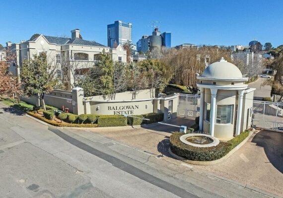2 Bedroom Apartment For Sale: Sandown, Sandton