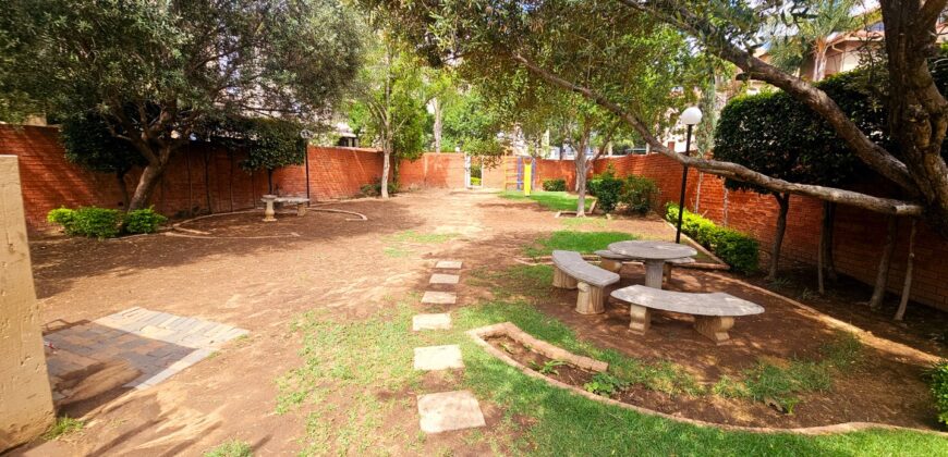 Fully Furnished 3 Bedroom Apartment for Rent: Sunninghill: Sandton