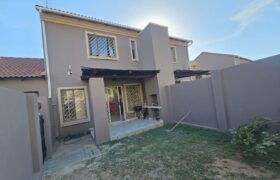 2 Bedroom Apartment For Rent: Silverstream, Midrand