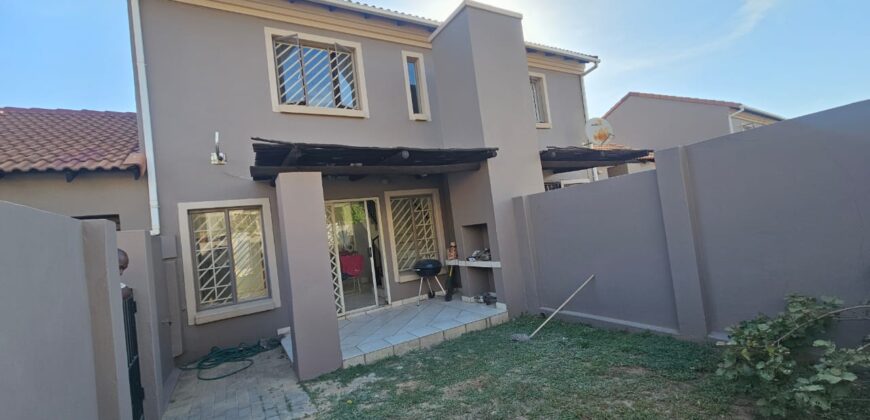 2 Bedroom Apartment For Rent: Silverstream, Midrand