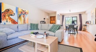 2 Bedroom apartment For Sale: Bryanston, Sandton