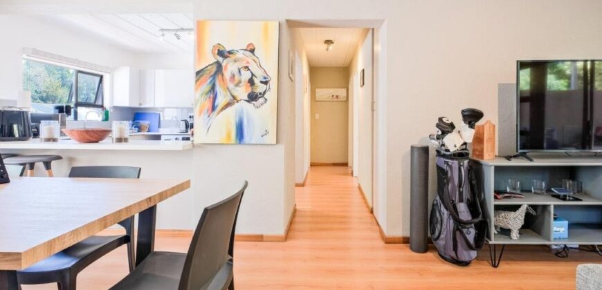 2 Bedroom apartment For Sale: Bryanston, Sandton