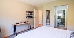 2 Bedroom apartment For Sale: Bryanston, Sandton