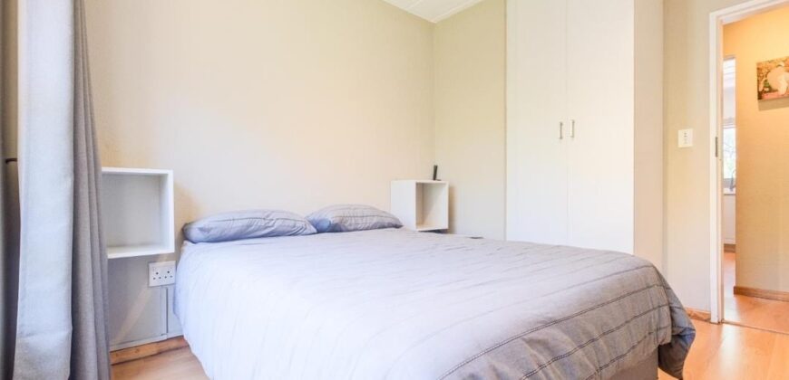 2 Bedroom apartment For Sale: Bryanston, Sandton