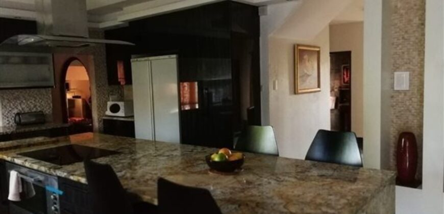 3 Bedroom House For Sale: Buccleuch, Sandton