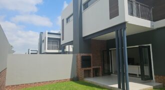 3 Bedroom Townhouse for Sale: Sunninghill: Sandton