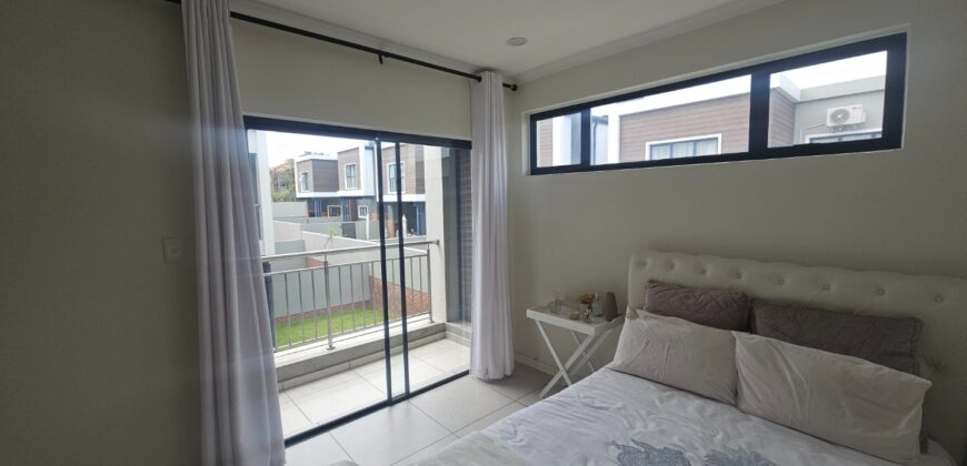 3 Bedroom Townhouse for Sale: Sunninghill: Sandton