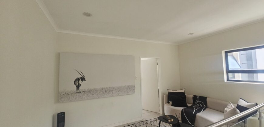 3 Bedroom Townhouse for Sale: Sunninghill: Sandton