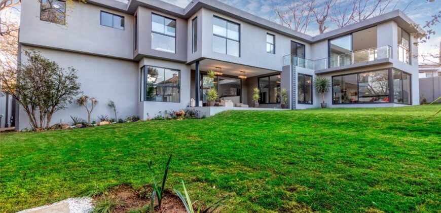 4 Bedroom House for Sale in Bryanston East: Sandton