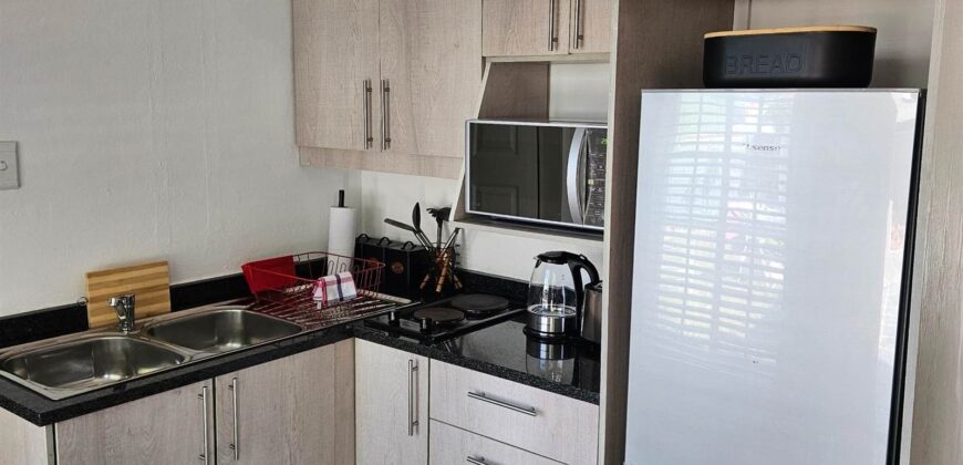 1 Bedroom Garden Cottage to Rent: Meadowhurst, Sandton