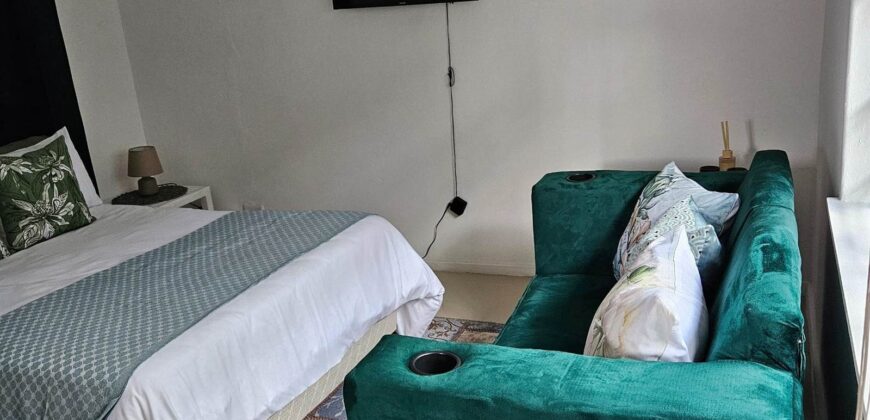 1 Bedroom Garden Cottage to Rent: Meadowhurst, Sandton