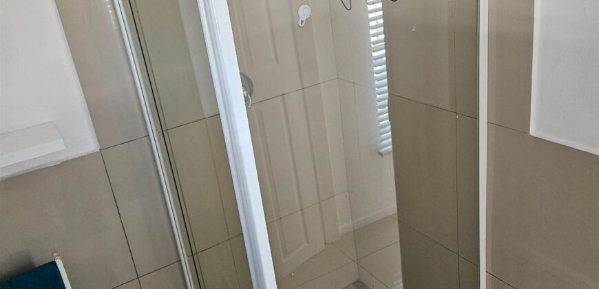 1 Bedroom Garden Cottage to Rent: Meadowhurst, Sandton
