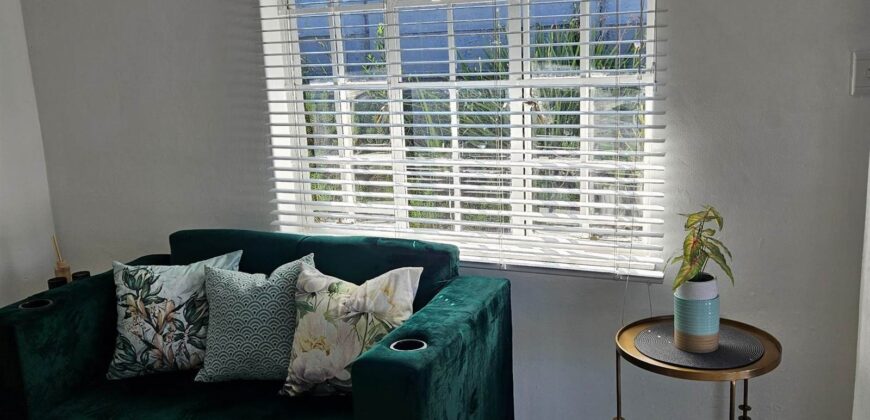 1 Bedroom Garden Cottage to Rent: Meadowhurst, Sandton