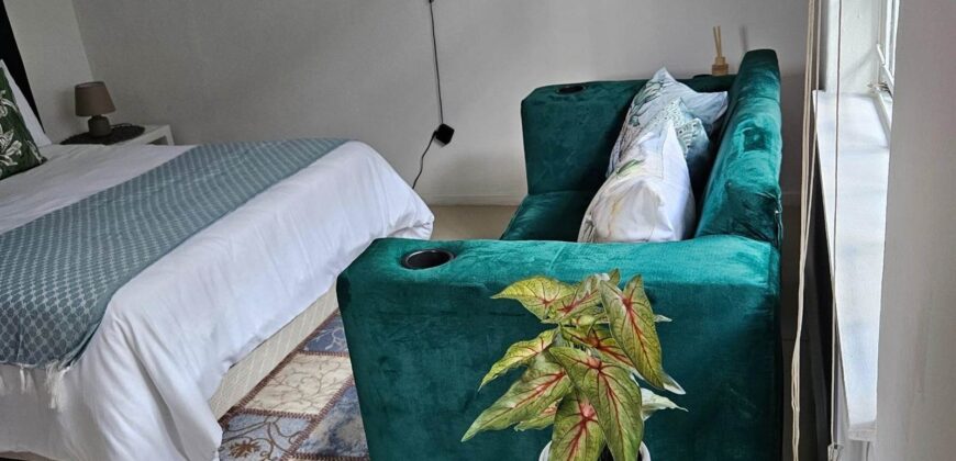 1 Bedroom Garden Cottage to Rent: Meadowhurst, Sandton