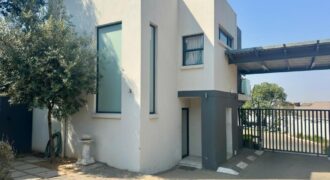 1 Bedroom Apartment For Rent: Bryanston, Sandton