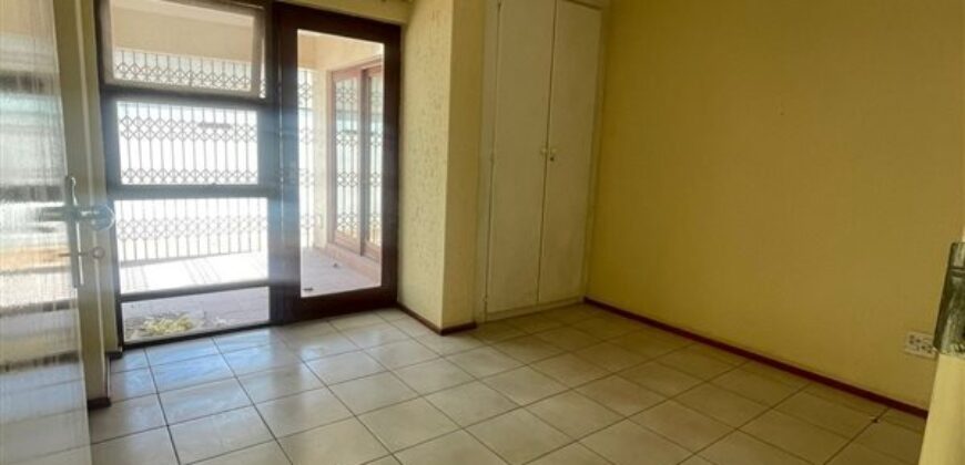 3 Bedroom Cluster For Rent: Sunninghill, Sandton
