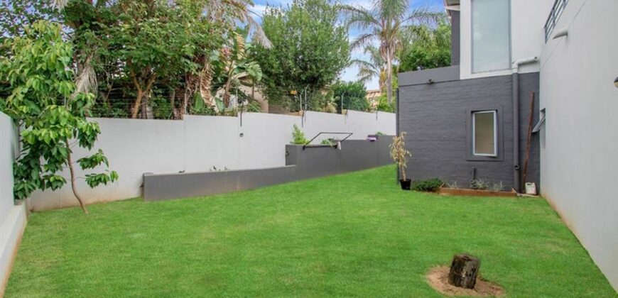 3 Bedroom House For Sale: Craigavon, Sandton