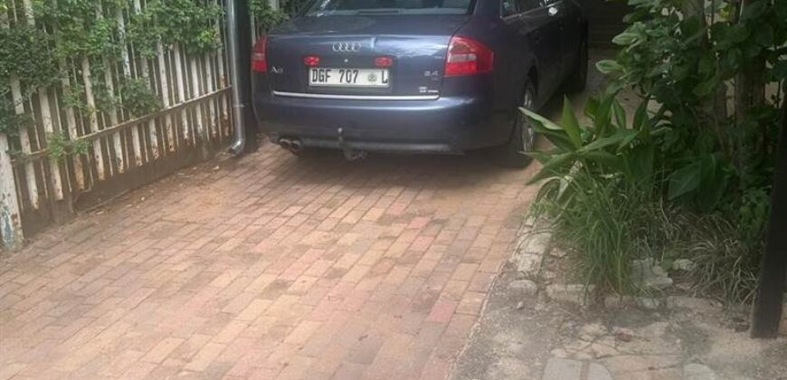 3 Bedroom House For Rent: Fontainebleu, Randburg