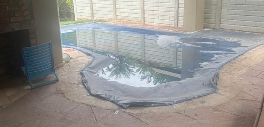 3 Bedroom House For Rent: Fontainebleu, Randburg