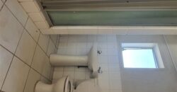 1 Bedroom Apartment: Magaliessig, Johannesburg North