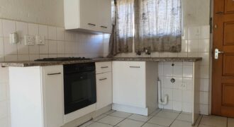 1 Bedroom Apartment: Magaliessig, Johannesburg North