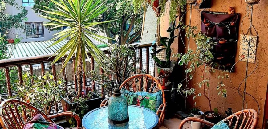 2 Bedroom Loft For Sale: Sunninghill, Sandton