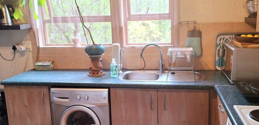 2 Bedroom Loft For Sale: Sunninghill, Sandton