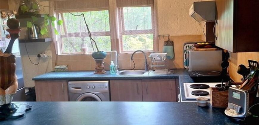 2 Bedroom Loft For Sale: Sunninghill, Sandton
