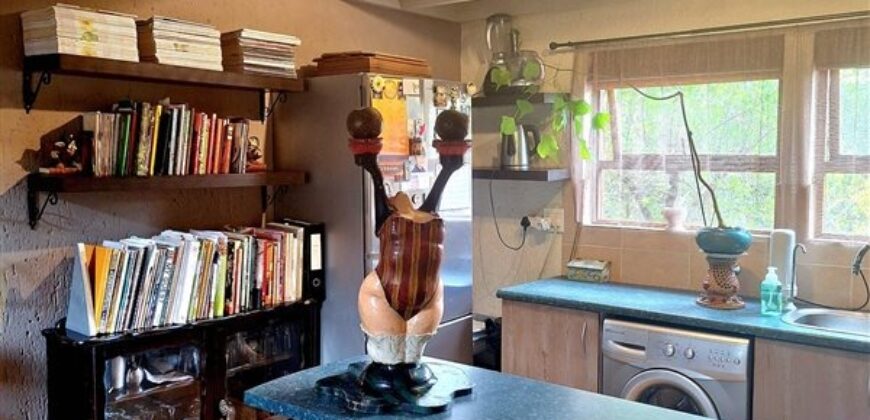2 Bedroom Loft For Sale: Sunninghill, Sandton