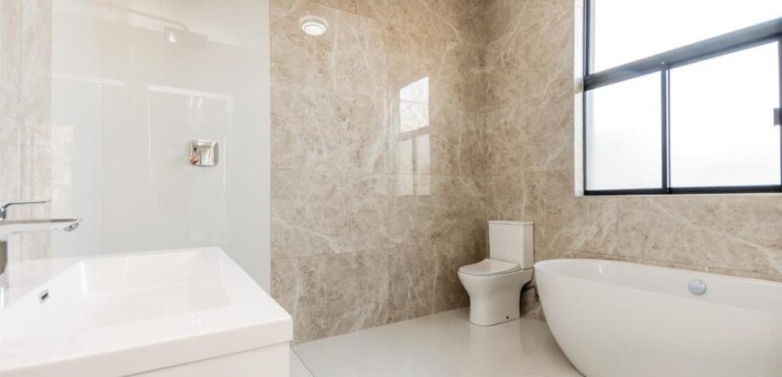 4 Bedroom House For Sale: Bryanston East, Sandton